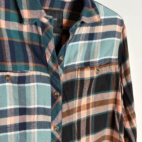 Rails Brando Mixed Plaid Button-Up Shirt in Heathrow - Picture 3 of 6